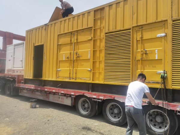 博山除了负载情况和发动机维护，还有哪些因素会影响 200kw 柴油发电机的油耗？