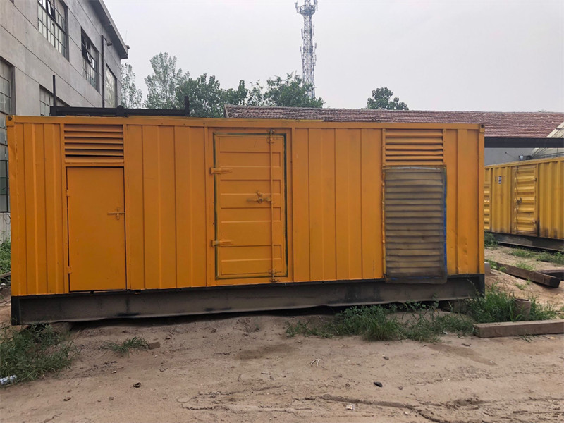 博山柴油发电机如何判断新机油是否已经完全充满机油滤清器？