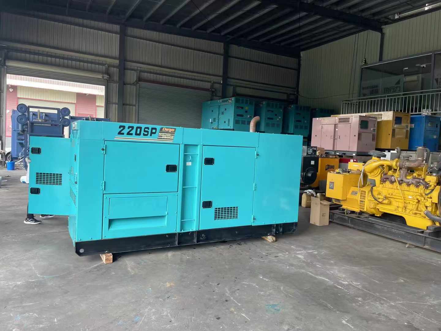 博山800kW 柴油发电机的输出电流波动范围是多少？