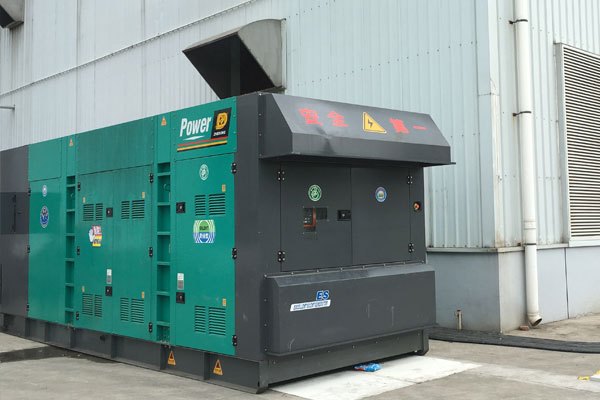 博山燃油滤清器的更换流程是怎样的？