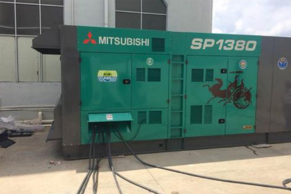 博山为什么有些柴油发电机组的输出电压可以调节？