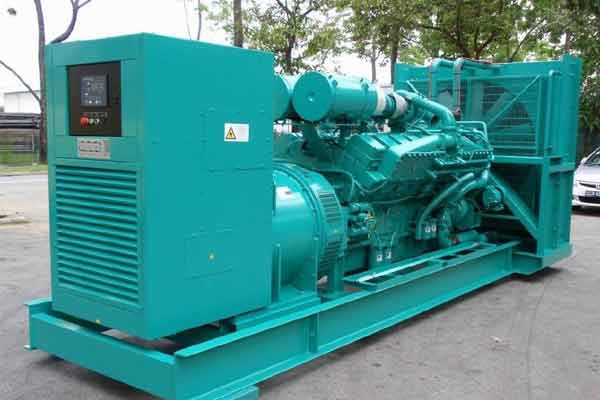 博山柴油发电机组电压不稳定怎样维修？