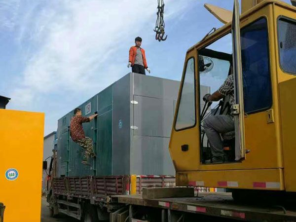 博山更换水冷式机油散热器密封件的操作流程是怎样的？